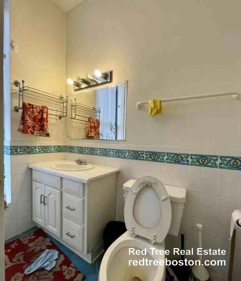 Building Photo - 669 Massachusetts Ave