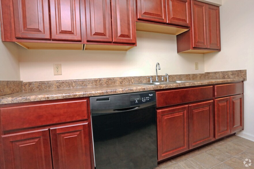 Cunningham Apartments 20122014 Cunningham Dr Hampton VA 23666