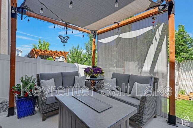 Building Photo - 12473 S Desert Mesa Dr