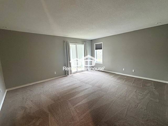 Building Photo - 2800 Hunter Dr