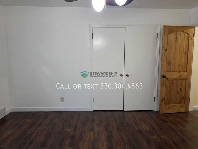 Building Photo - 1040 Stuart St NW