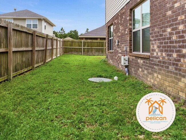 Building Photo - 4 Bedroom House for Rent in Pensacola, FL 32506