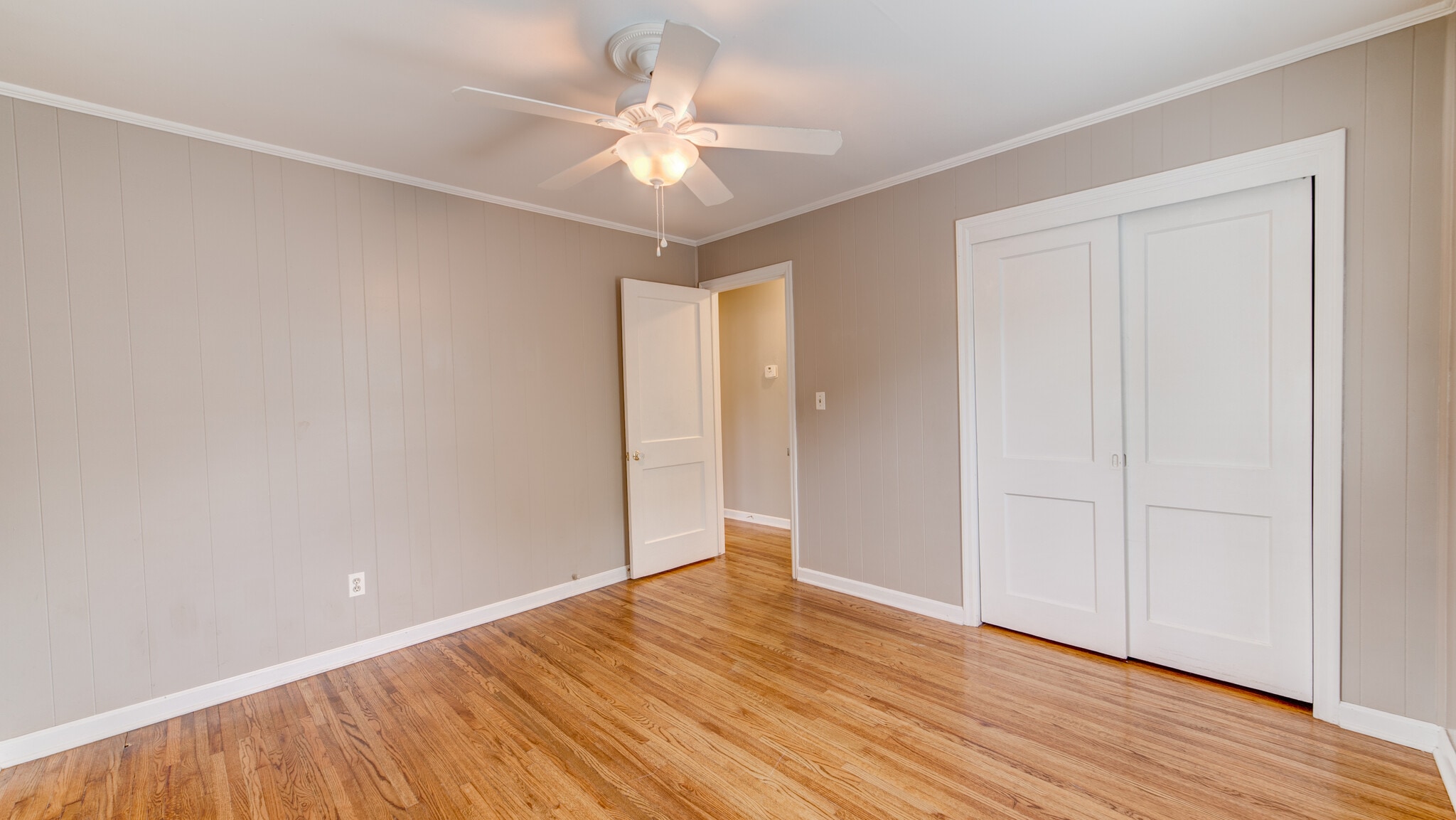 Building Photo - 56 E 52nd St