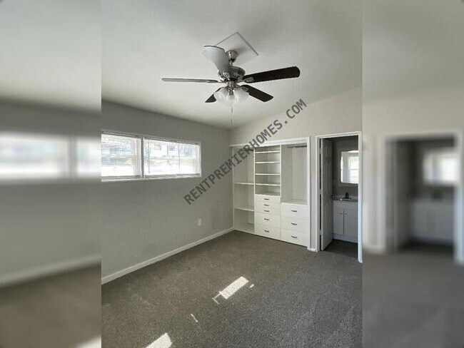 Building Photo - 18 Southmont Dr
