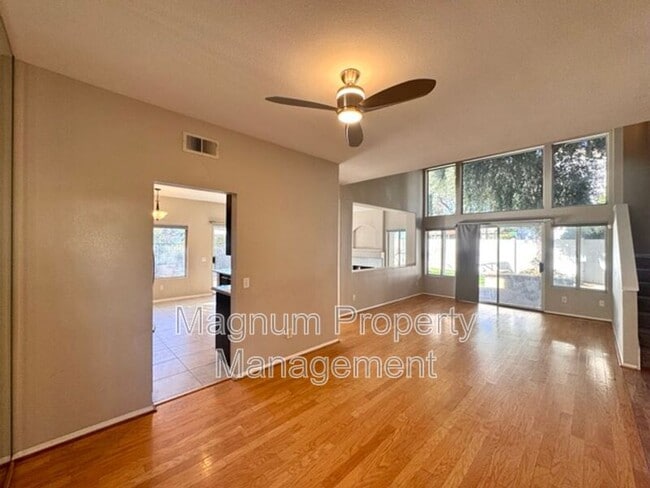 Building Photo - 40085 Temecky Way