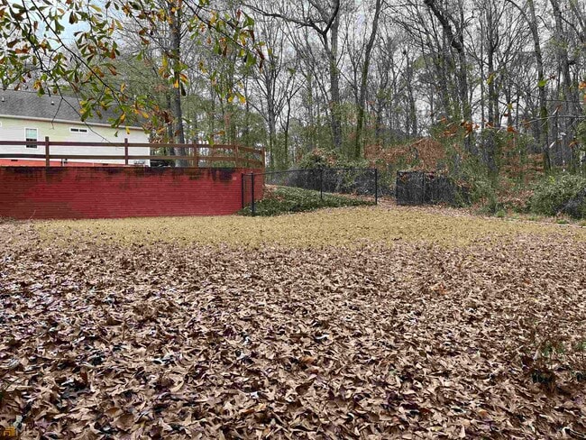 Building Photo - 214 Piedmont Dr