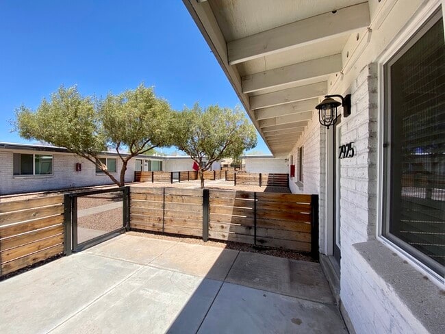 Building Photo - 1/2 Off First Full Month's Rent Move In Sp...