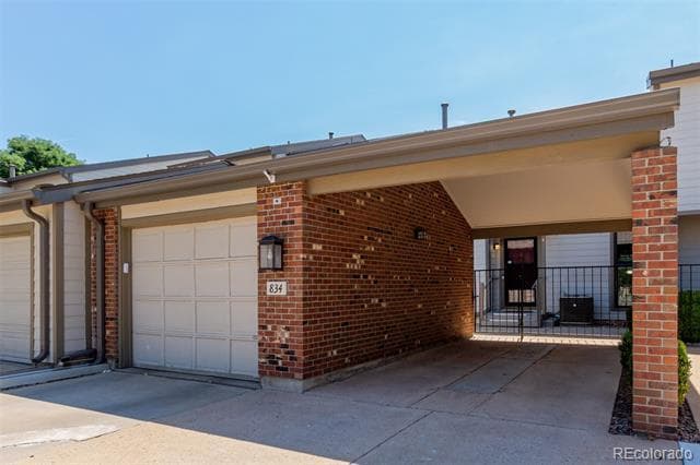 Building Photo - 7900 W Layton Ave
