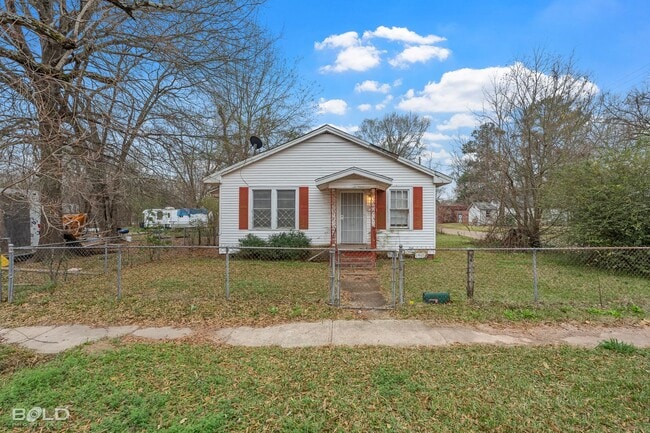 Building Photo - 2957 Regent St