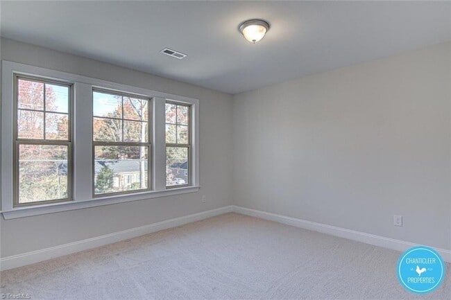 Building Photo - 3264 Polo Rd NW