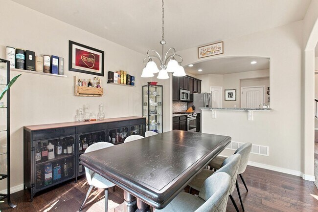 Building Photo - 509 Wrangell Ln