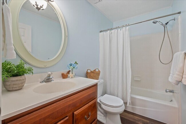 Building Photo - Well-Maintained Ranch Home in Southside Savannah For Lease