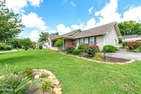 Building Photo - Maryville 37804 - 3 bedroom 2.5 bath - call Adam Sharp 865-254-0980