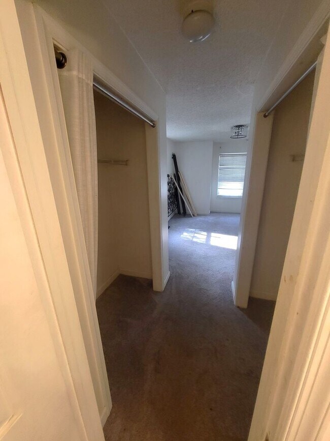 Building Photo - Beautiful Waterfront 2 Bed / 2 Bath Condo in Downtown Norfolk – $1,800/month