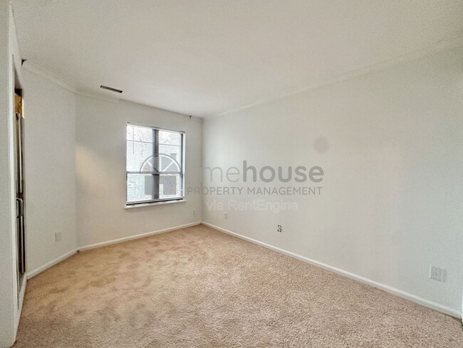 Building Photo - 4611 Fern Oak Ct.