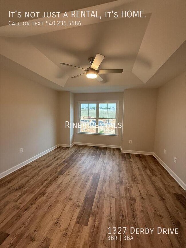 Building Photo - 1327 Derby Dr