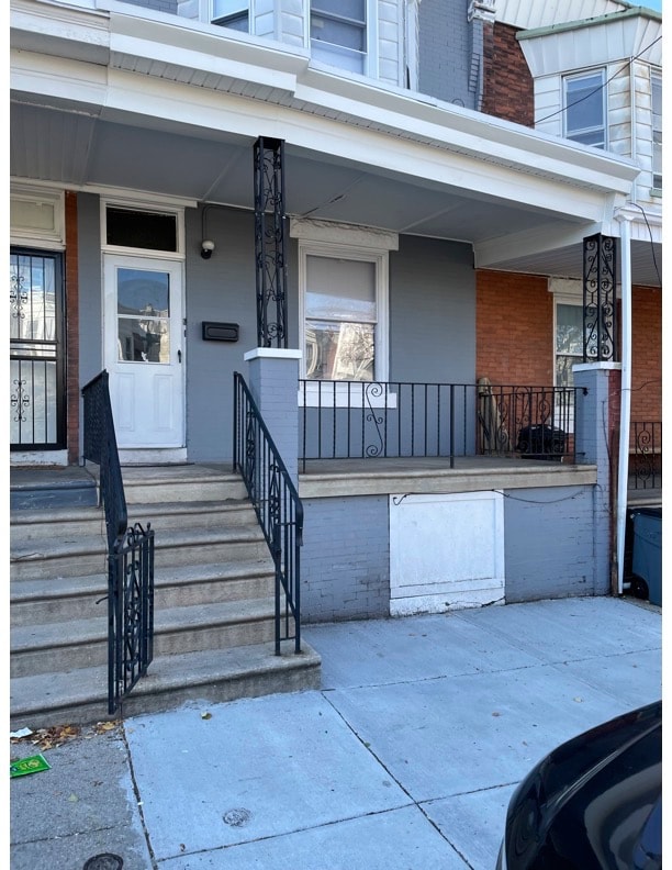 Building Photo - 606 N 55th St