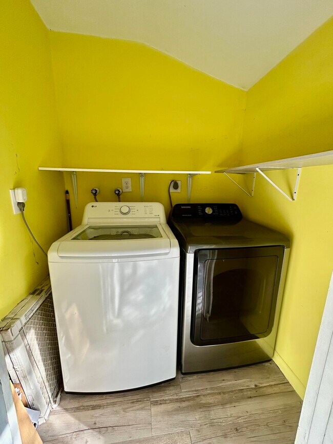 Building Photo - 22465 SW 61st Way