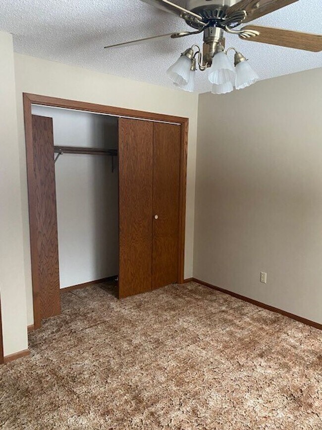 Building Photo - 4 Bedrooms, 2 Bathrooms Single Family Home in Pequot Lakes, MN w/2 car garage on the Whitefish Ch...