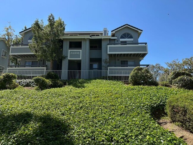 Primary Photo - Beautiful 3 + 2 Condo Santa Clarita