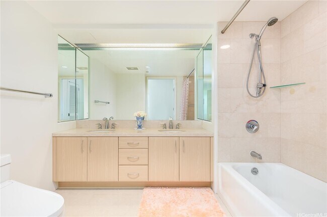 Building Photo - 88 Piikoi St