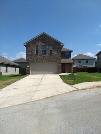 Building Photo - Spacious 4-Bedroom Home in Candlewood Park