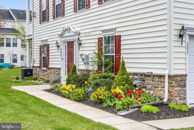 Building Photo - 202 Bardel Dr
