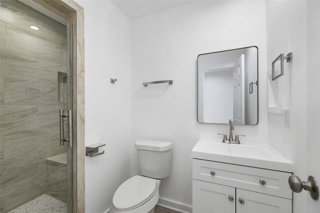 Building Photo - 6004 Bois D Arc St