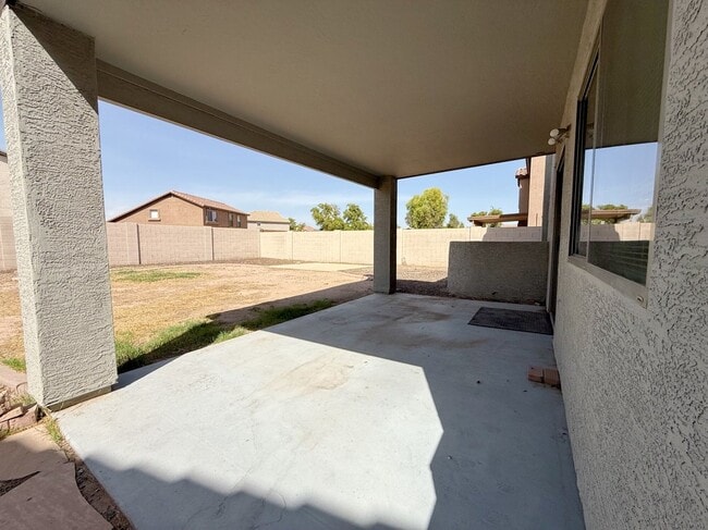 Building Photo - 4802 W Fawn Dr