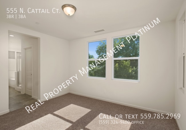 Building Photo - 667 N. Cattail Ct