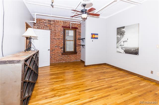 Building Photo - 1940 Blake St