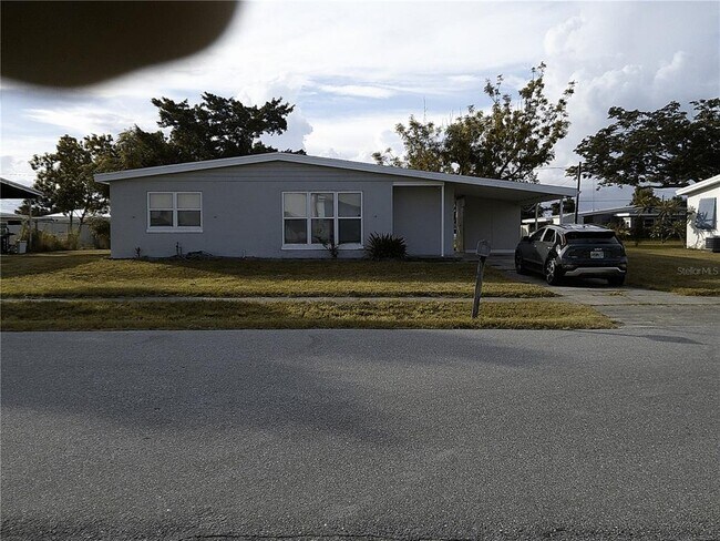 Primary Photo - 22147 Bahama Ave