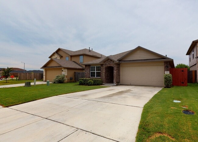 Building Photo - 2711 Sunset Bend