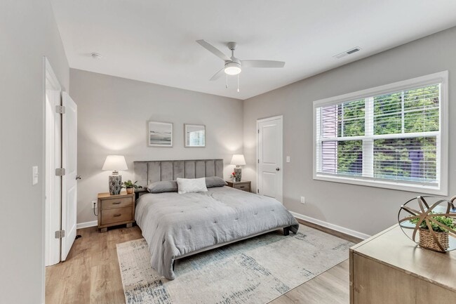 Building Photo - 3/3.5 NC State Townhome Near Centennial Campus