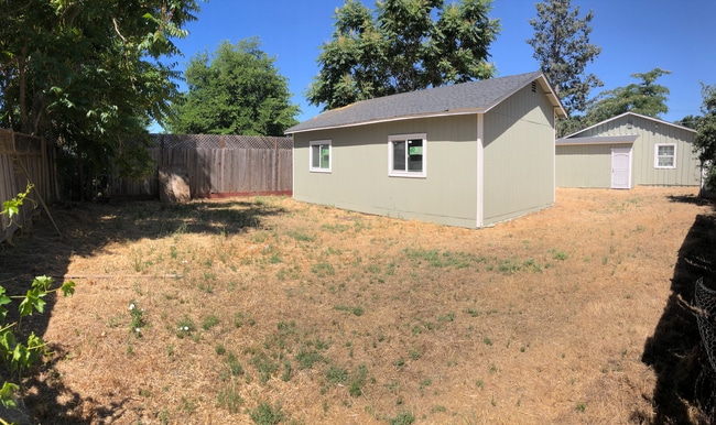Building Photo - 6329 10th Ave