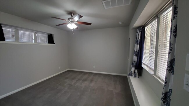 Building Photo - 524 Palmilla St