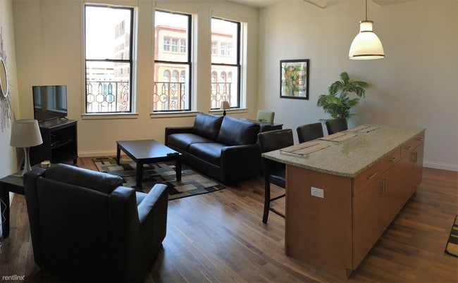 Building Photo - 1437 Woodward Ave