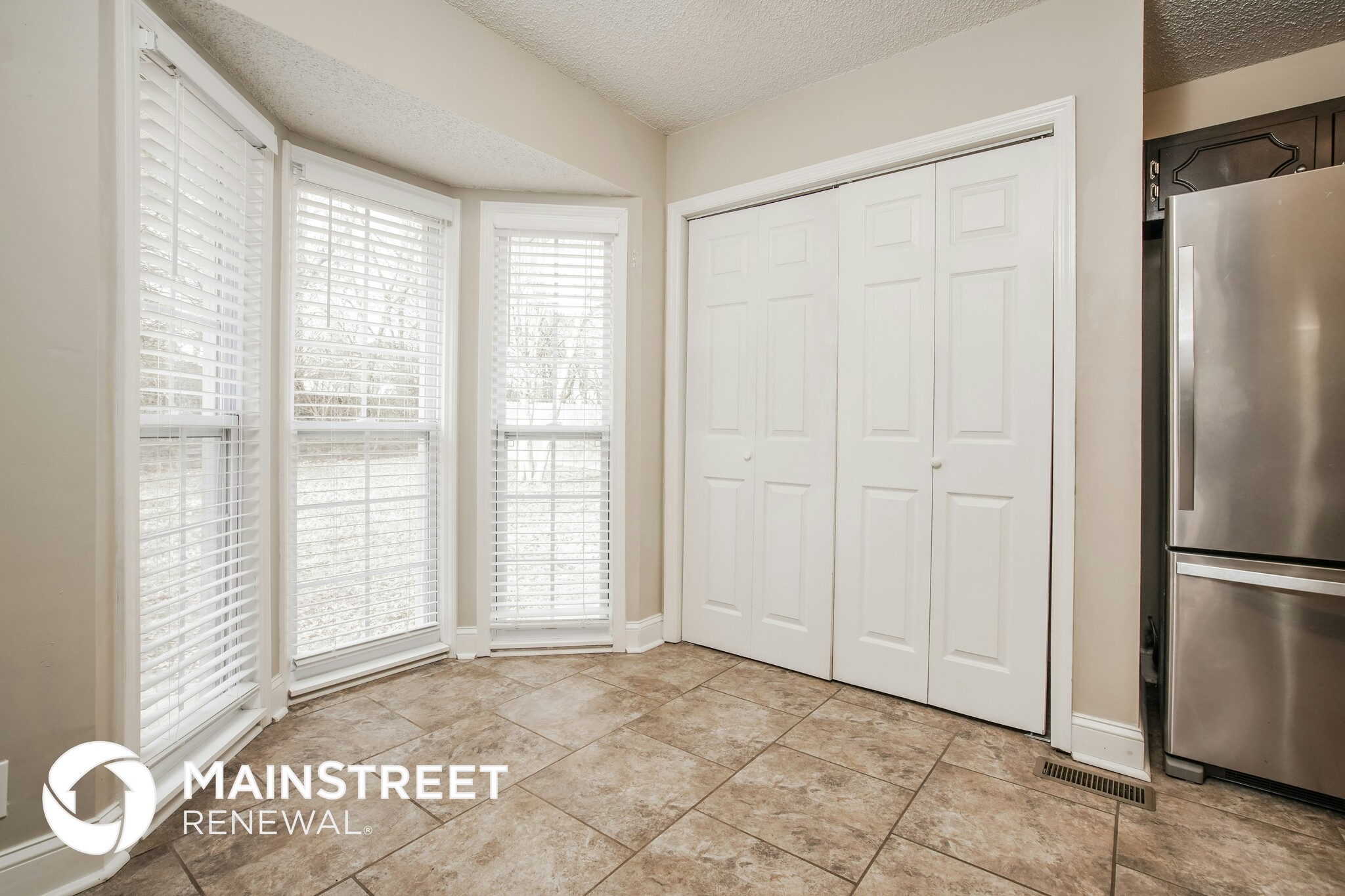 Building Photo - 108 Lucy Dr