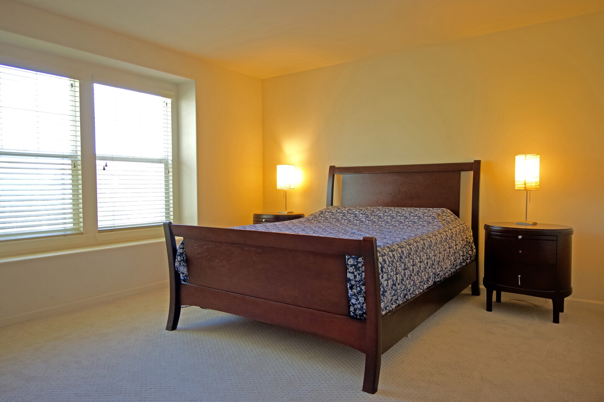 Master bedroom - 6375 Byron Ln