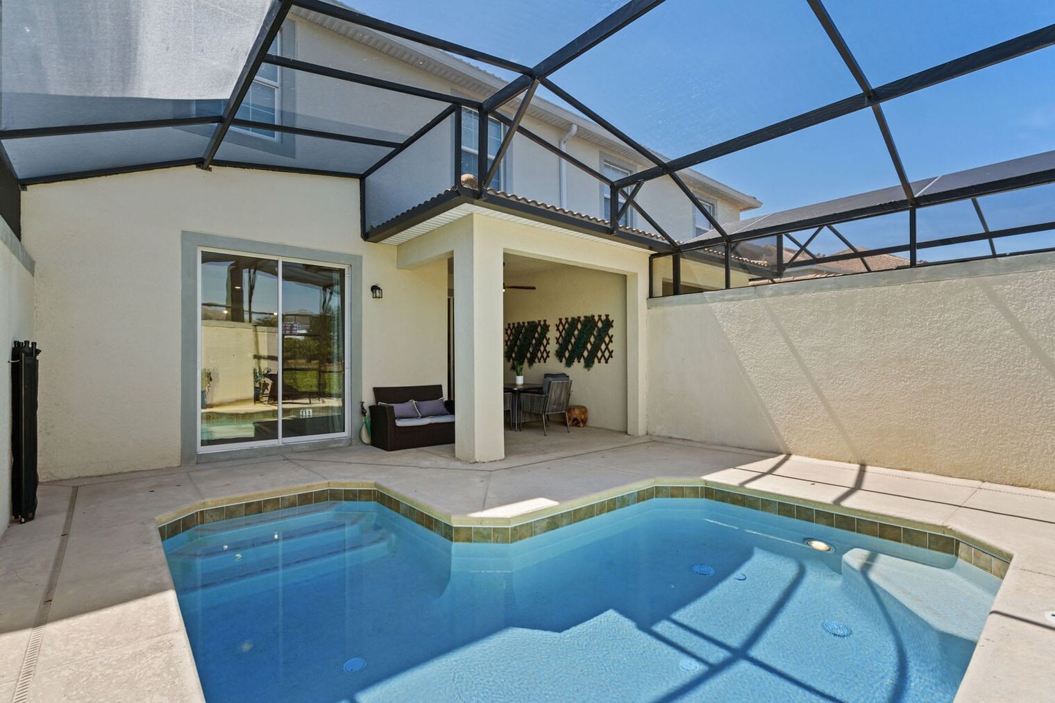Building Photo - 8941 Stinger Dr