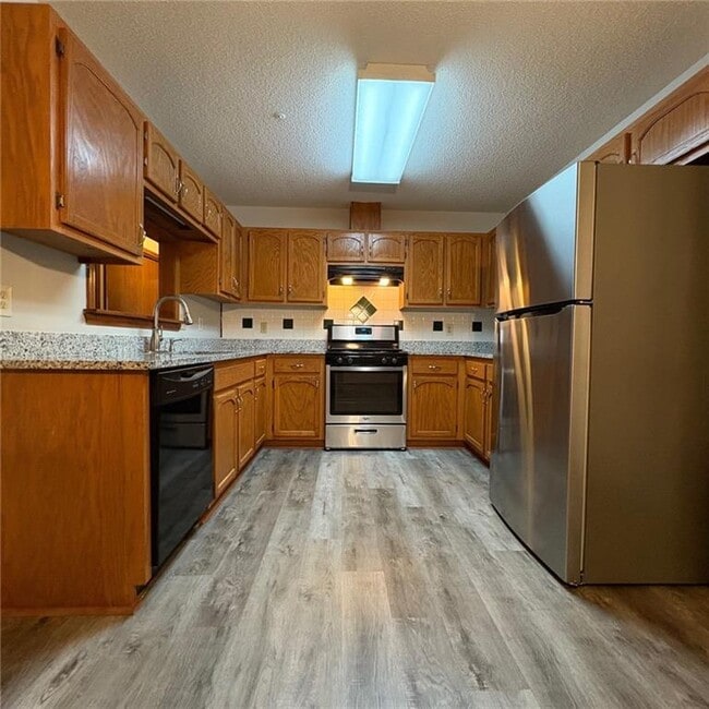 Building Photo - 1233 Shannon Way SW