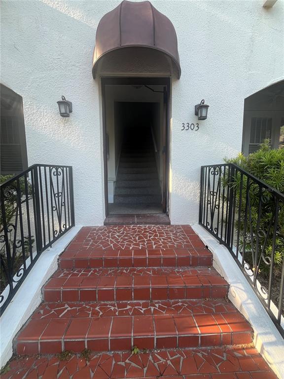 Building Photo - 3303 W Empedrado St