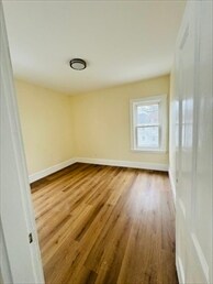 Building Photo - 111 Walnut St