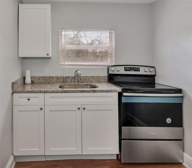 Building Photo - 3106 N 17th St