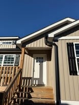 Building Photo - 1692 Walton St