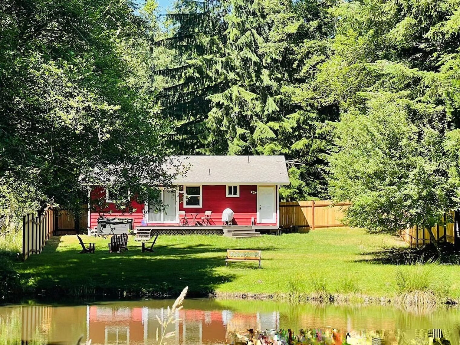 Building Photo - 226 Paradise Dr