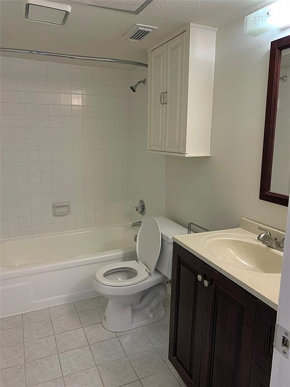 Building Photo - 14777 Wunderlich Dr