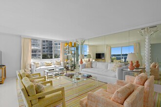 Building Photo - 2800 N Flagler Dr