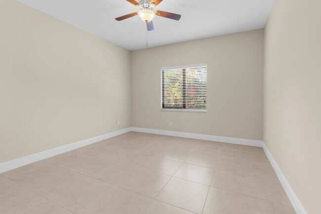 Ceiling fans throughout home - 4400 Vanda Dr
