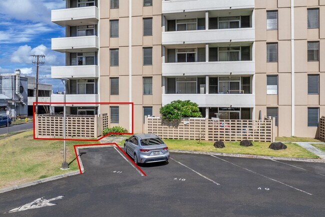 Building Photo - Close to UH- 2 bed/ 1 bath/ 1 parking